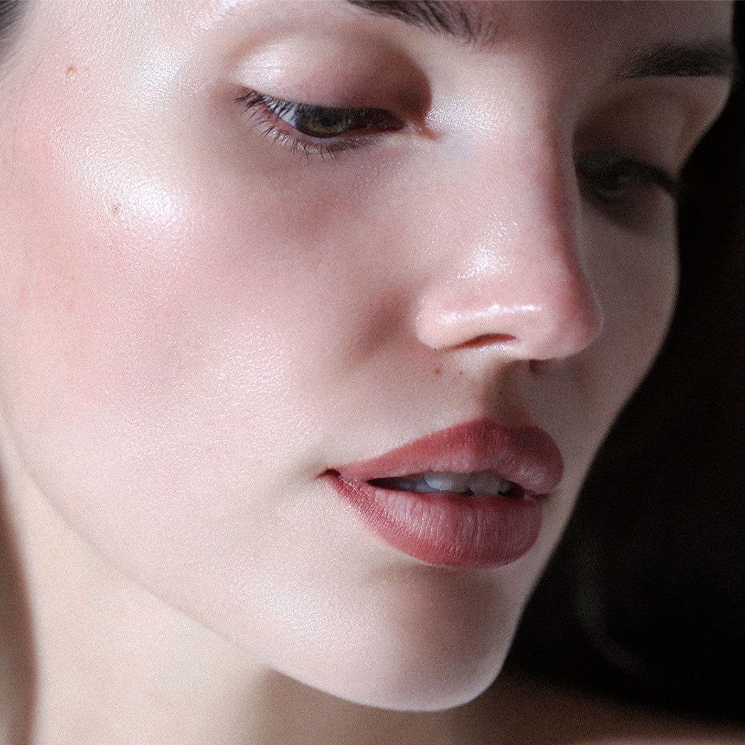 ÂN-DEFINE Ceramide Liner — Bruised Rhubarb